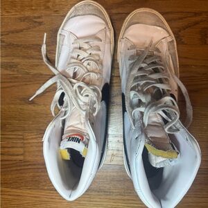 Nike Men's Blazer Mid '77 Vintage Shoes